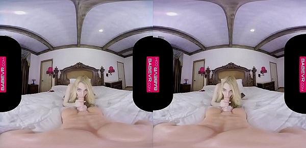  Tantalizing Ivy Jones plays deep inside her pussy for you in VR